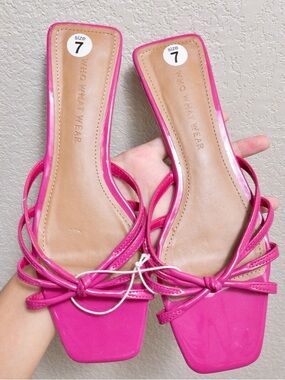 NEW WHO WHAT WEAR Erika Faux Leather 7 Pink Strappy Square Toe Slide Sandal